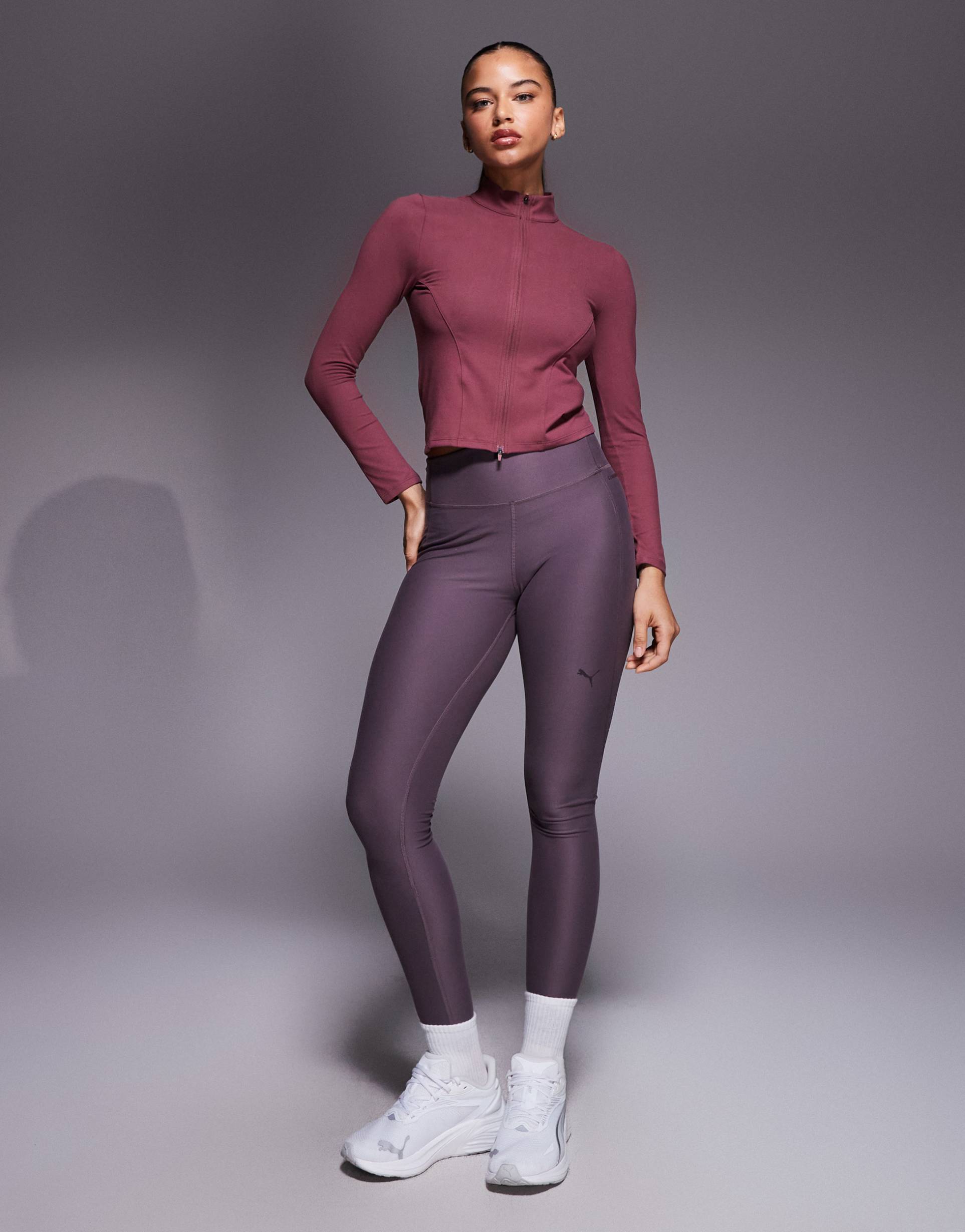 PUMA - Train - Top viola lunghezza regular con zip