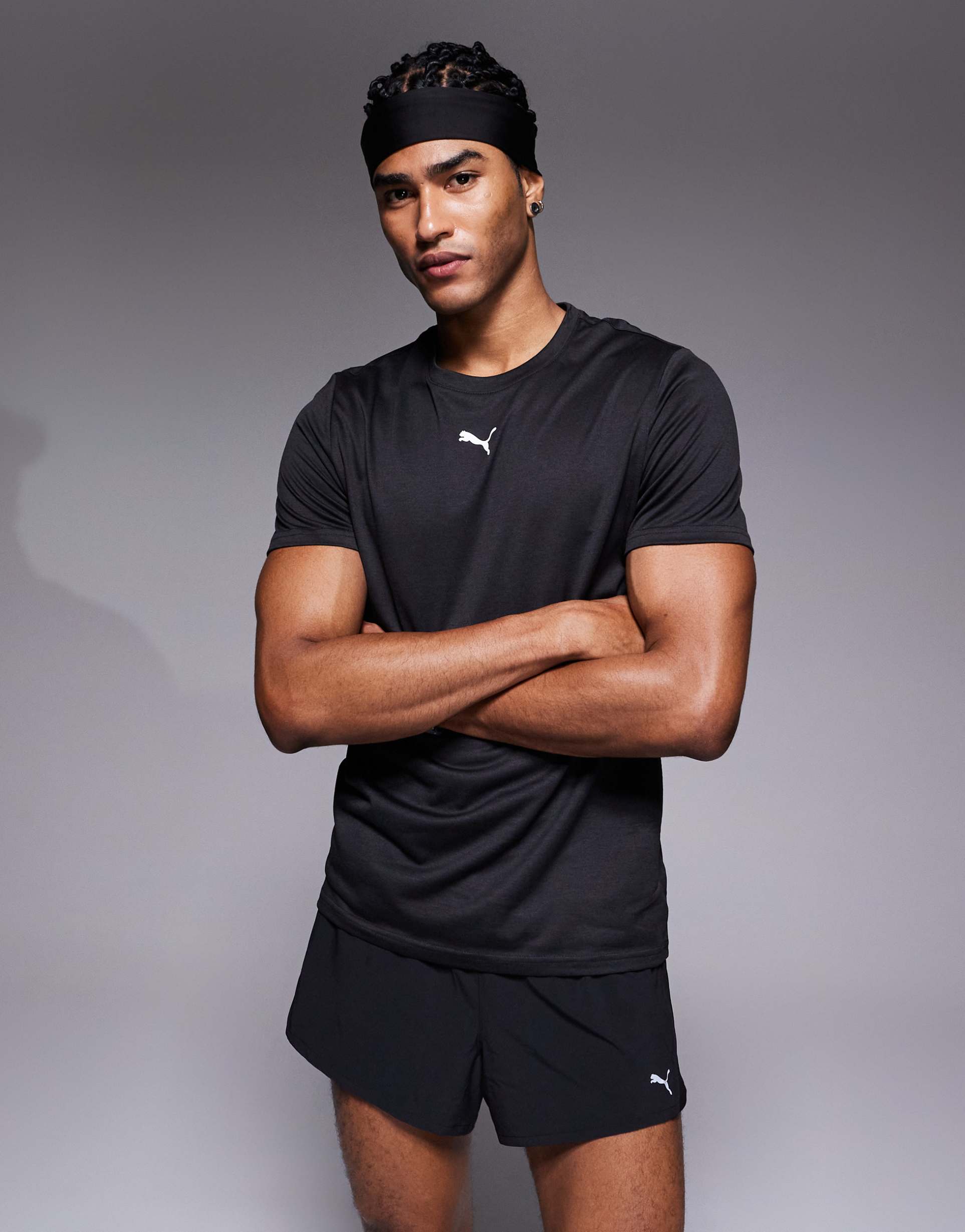 PUMA - Tad Essentials - T-shirt da allenamento nero mélange con logo